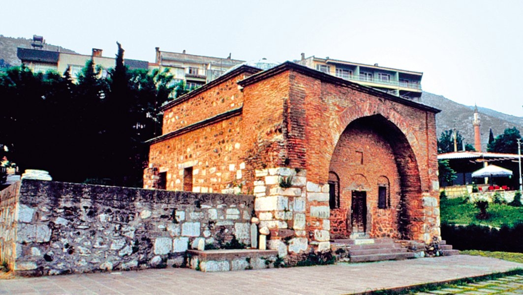 Saruhan Bey Türbesi – Manisa