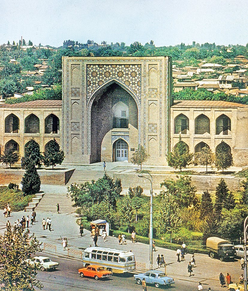 Taşkent’te Kükeltaş Medresesi – Özbekistan