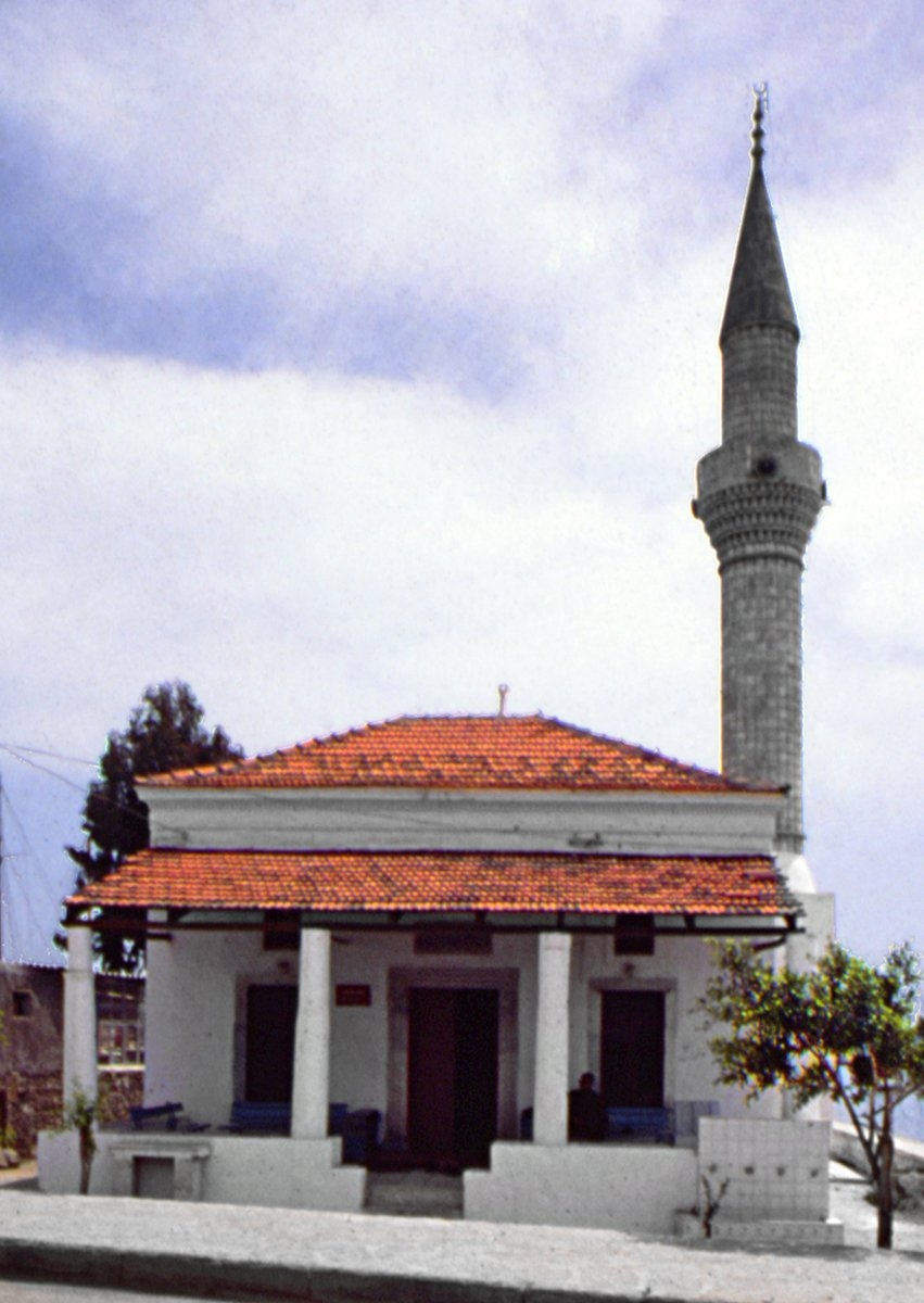 Tepecik mahallesindeki Hasan Hoca Camii