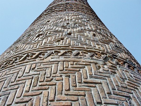 Musul Ulucamii minare gövdesindeki tuğla işçiliğinden bir detay