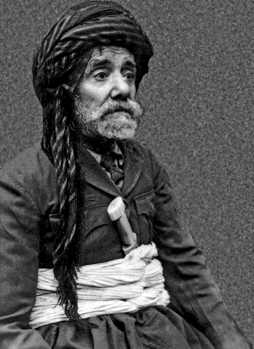 İstanbul’da ilk Kürtçe süreli yayını çıkaranlardan Pîremerd