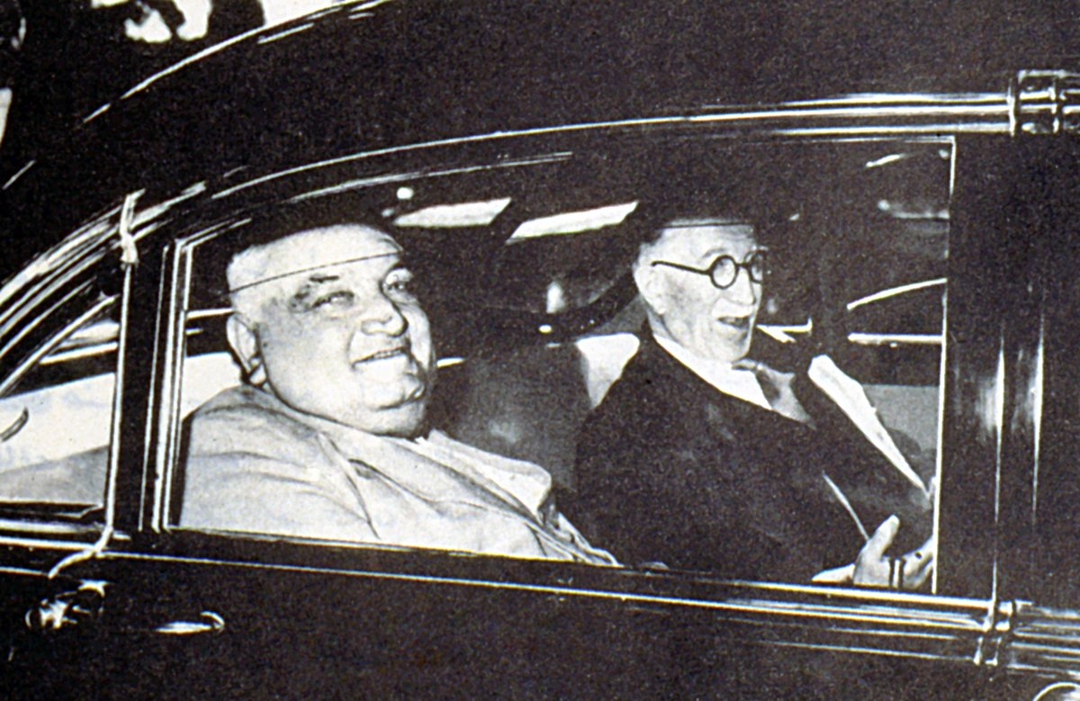 Albert-Louis Gabriel Yahya Kemal Beyatlı ile birlikte