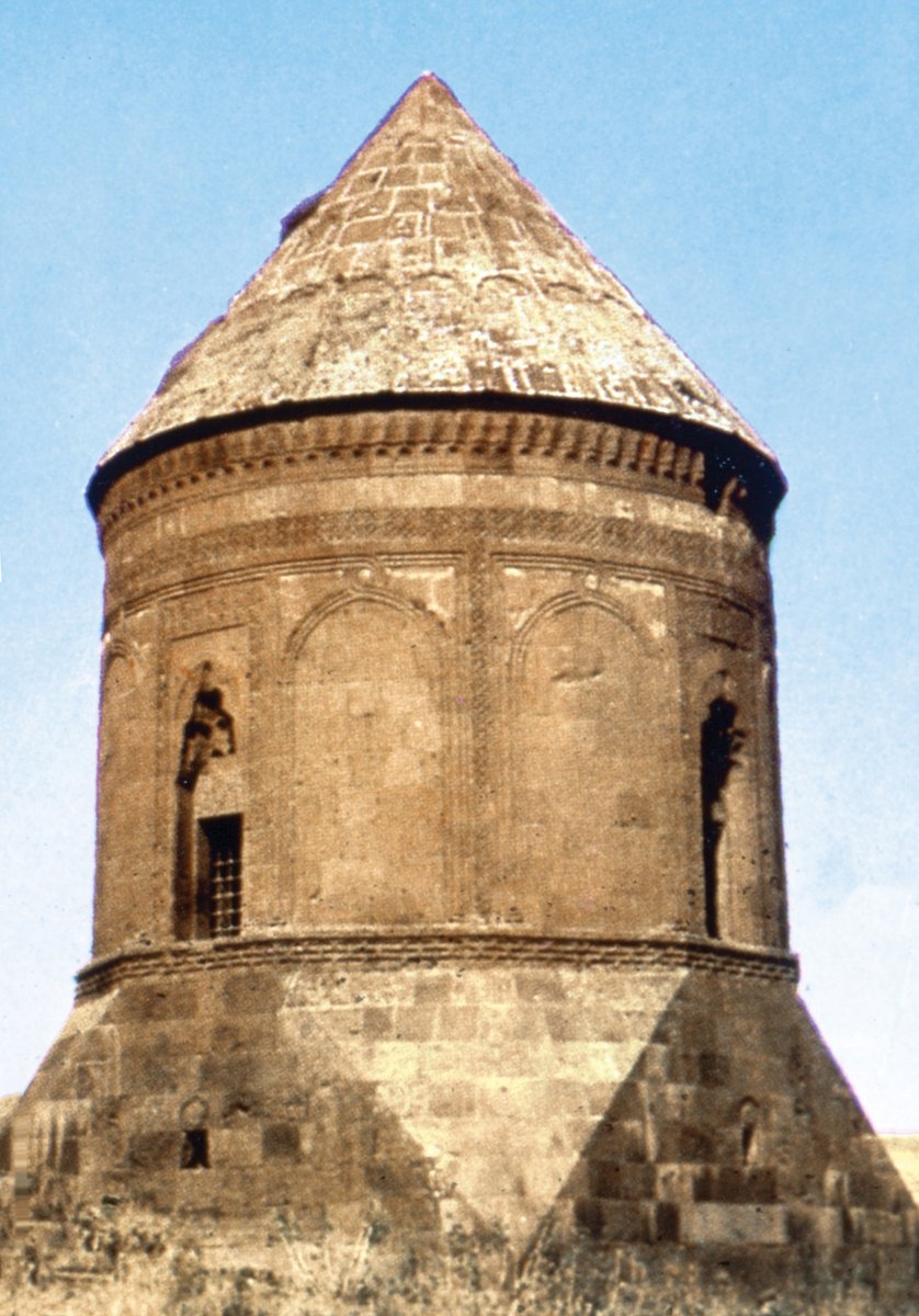 Ahlat’ta Bugatay Aka Kümbeti – Bitlis
