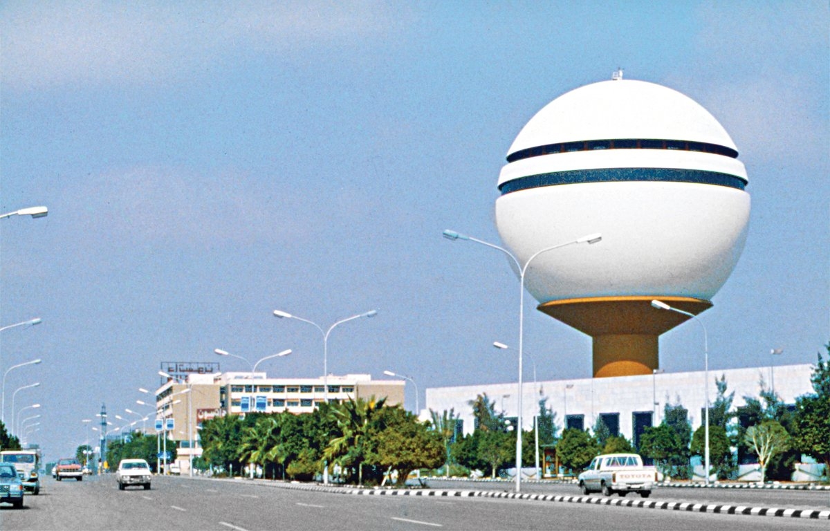 Kasîm bölgesinin merkezi Büreyde’de su kulesi