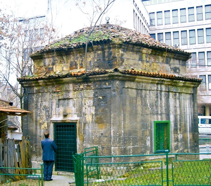 Belgrad’da Osmanlı dönemine ait bir türbe