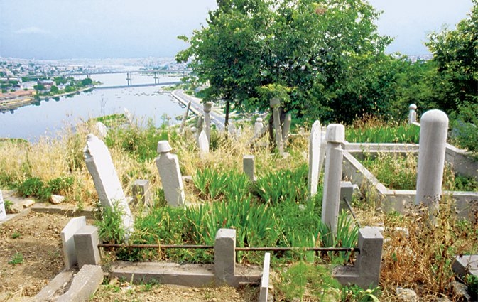 Günümüz Eyüp mezarlıklarından bir görünüş