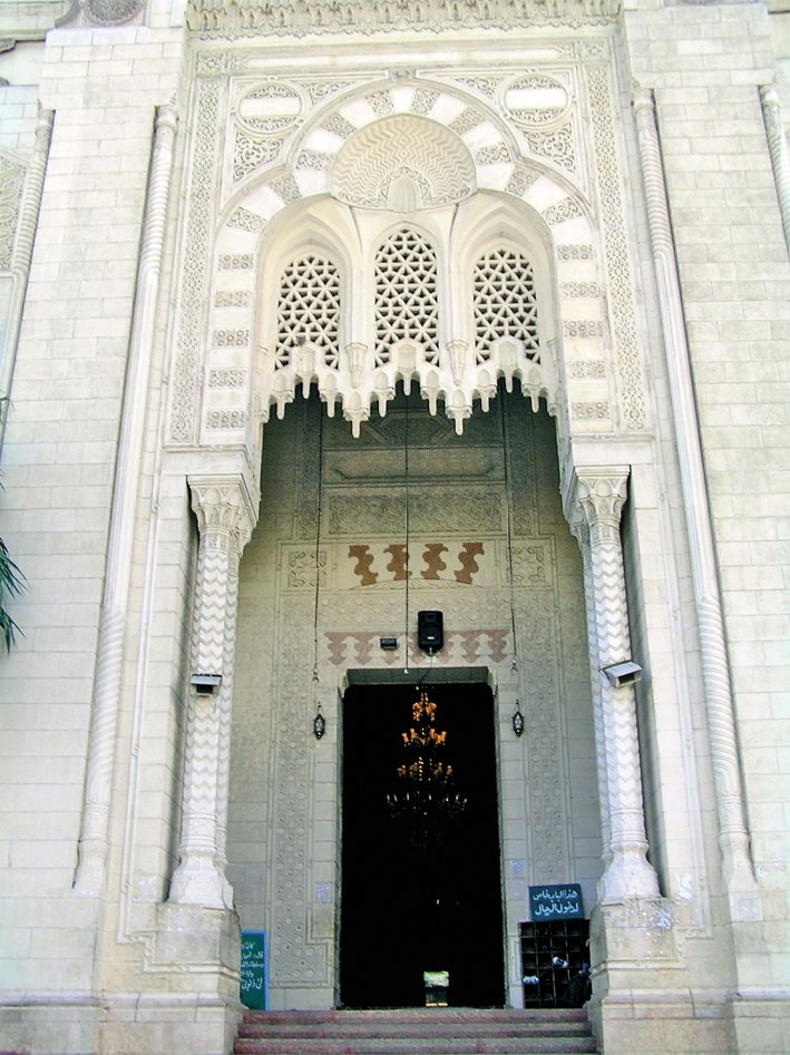 Mürsî Camii’nin taçkapısı