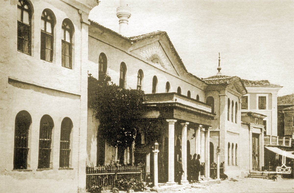 Tevfikiye Karakolu’nun eski bir fotoğrafı (IRCICA fotoğraf koleksiyonu)