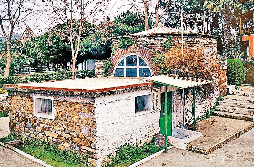 Şehâbeddin Sivâsî’nin türbesi – Selçuk/İzmir