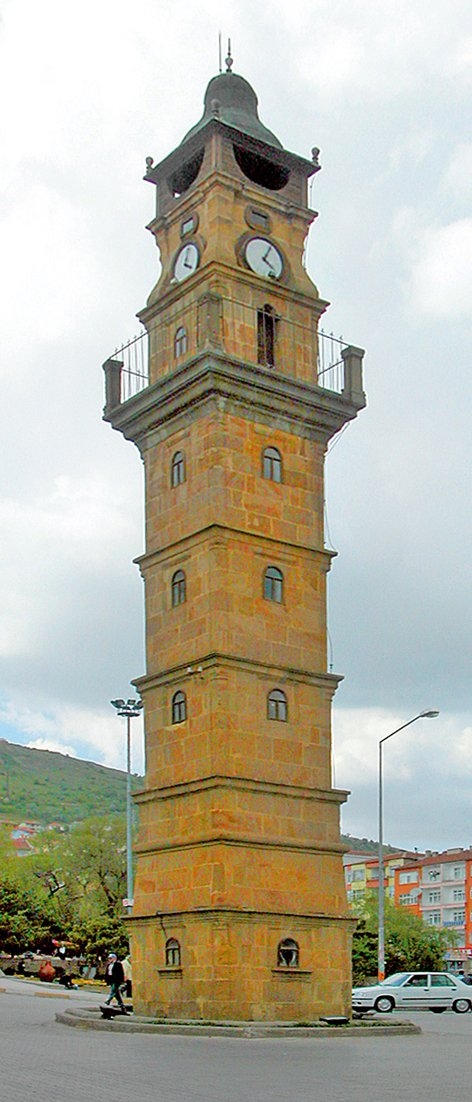 Balkonlu saat kulelerinden1897 tarihli Yozgat Saat Kulesi