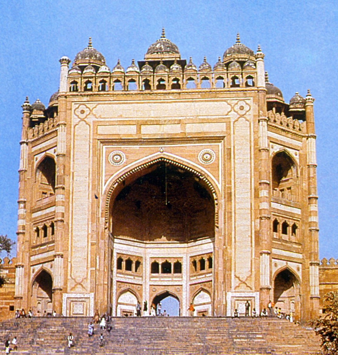 Ekber Şah’ın yaptırdığı Bülend Dervâze denilen âbidevî kapı – Fetihpûr Sikri/Hindistan