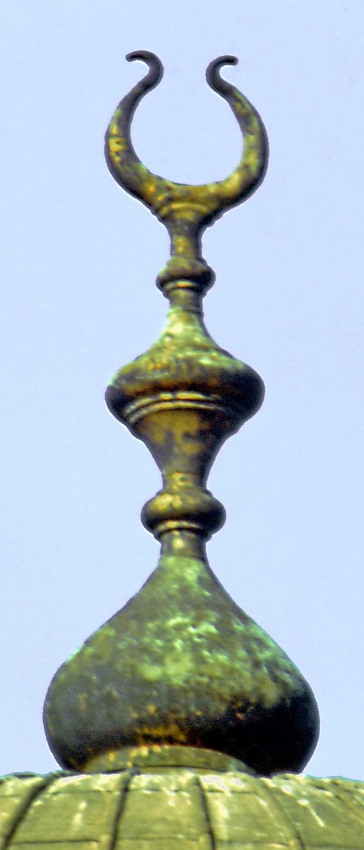 Lâleli Camii’nin boynuz biçimindeki alemi – İstanbul