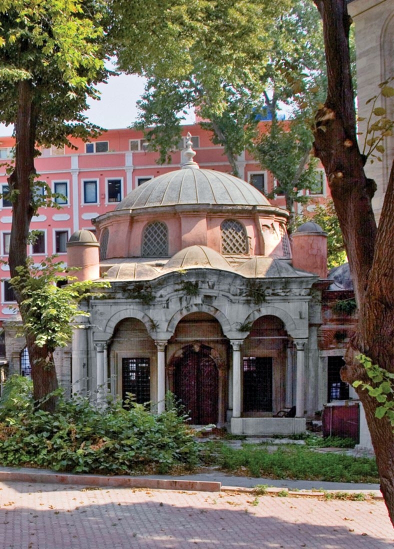 Şehsuvar Vâlide Sultan Türbesi