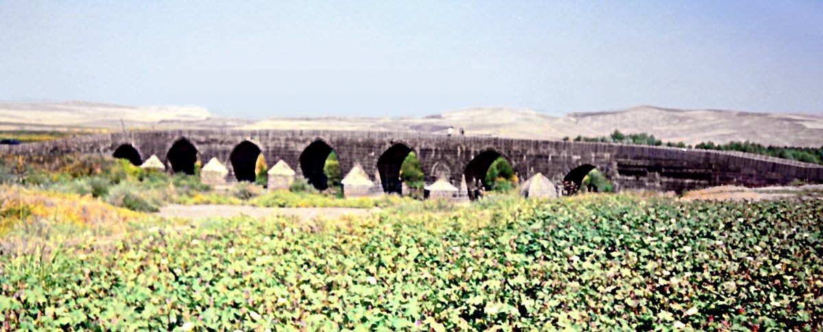 Devegeçidi Köprüsü – Diyarbakır