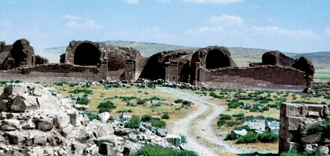 Kasrü’l-Müşettâ’nın harabesi – Ürdün