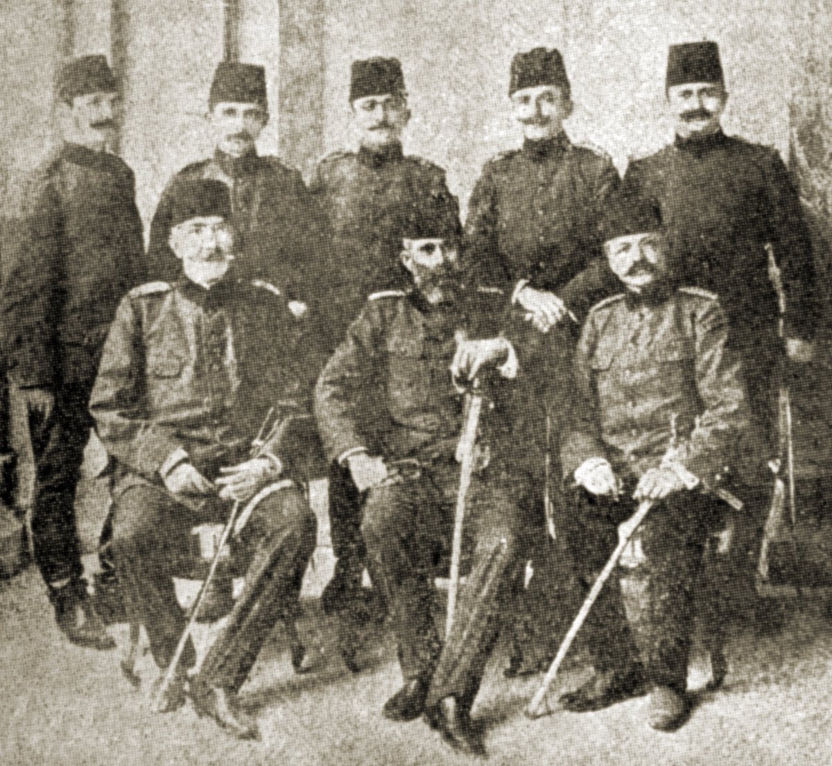 Hareket Ordusu kumandanı Mahmud Şevket Paşa ile kurmay heyeti