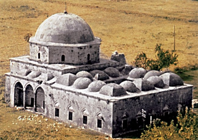 Buşatlı Mehmed Paşa Camii’nin minaresi yıkıldıktan sonraki durumu – İşkodra