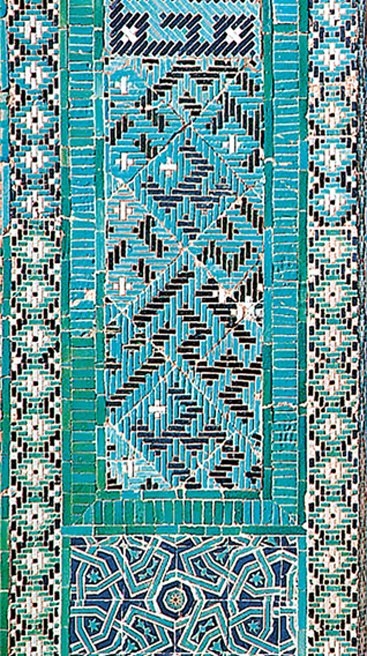Şâh-ı Zinde yapılarından bir çini detayı