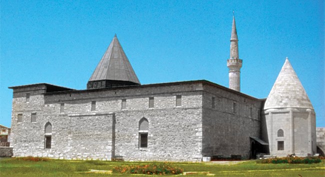 Eşrefoğlu Camii ve Kümbeti – Beyşehir/Konya