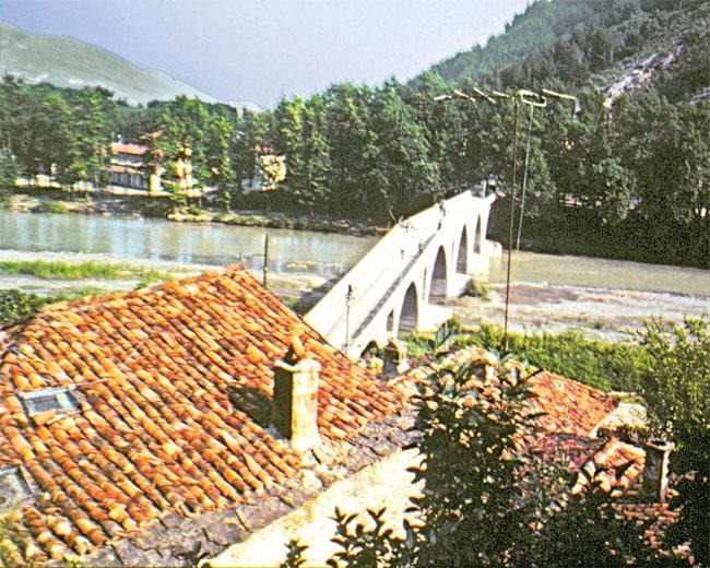 Berat Köprüsü – Arnavutluk