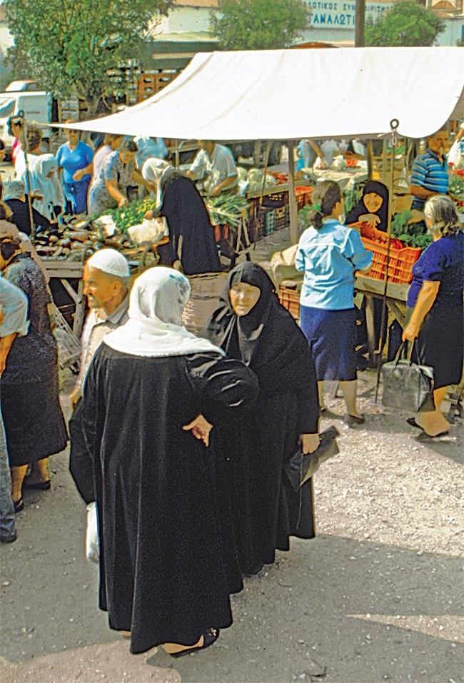 Gümülcine’de bir pazar yeri – Batı Trakya/Yunanistan