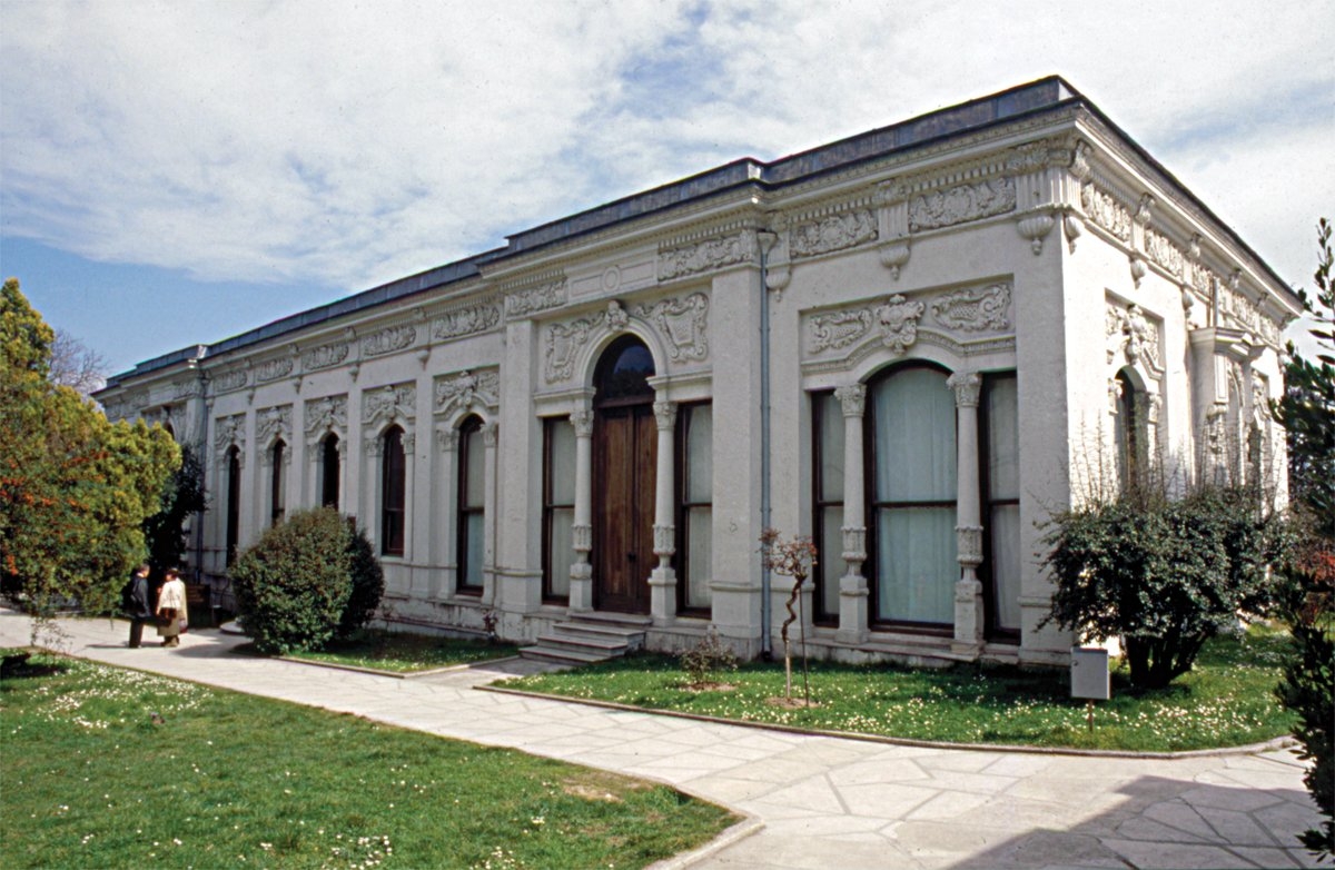 Topkapı Sarayı içerisinde yer alan Mecidiye Kasrı