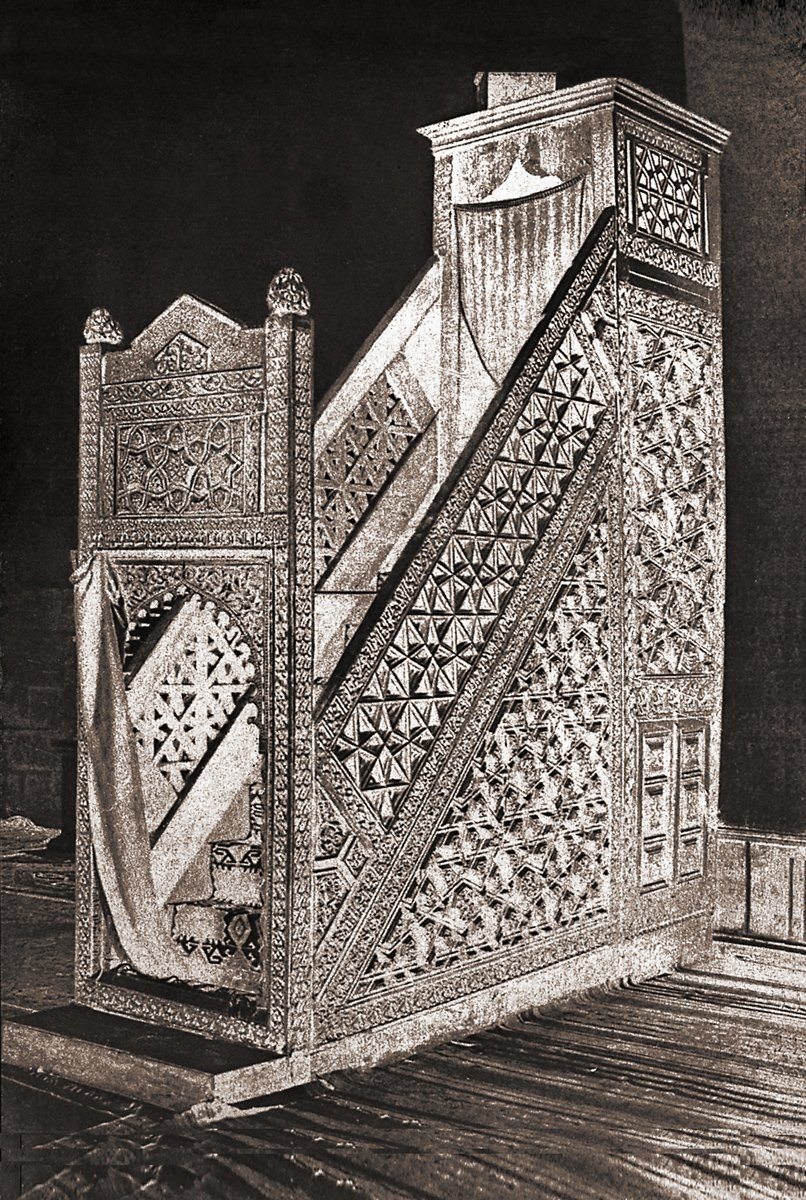 Konya Alâeddin Camii’nin hakiki kündekârî tekniğinde yapılmış minberi