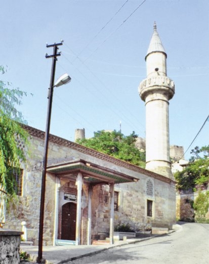 Çobanoğulları dönemine ait 672 (1273) tarihli Atabey Gazi Camii – Kastamonu