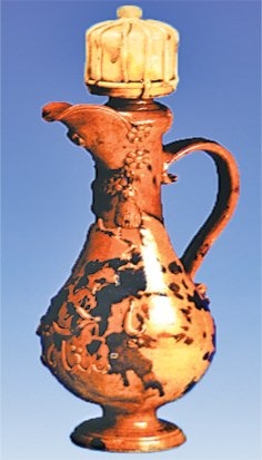 XIX. yüzyıla ait Çanakkale işi testi (İstanbul Çinili Köşk Müzesi, Envanter nr. 41/280)