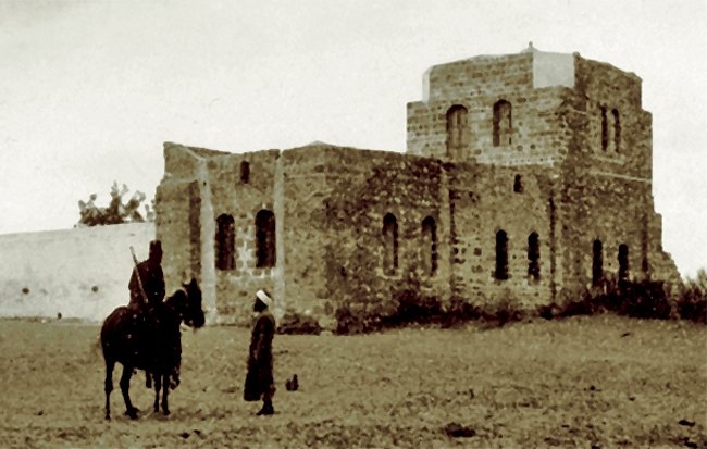 Askalân’da İmam Hüseyin Camii’nin XX. yüzyıl başlarındaki hali (İÜ Ktp., Albüm, nr. 90504)