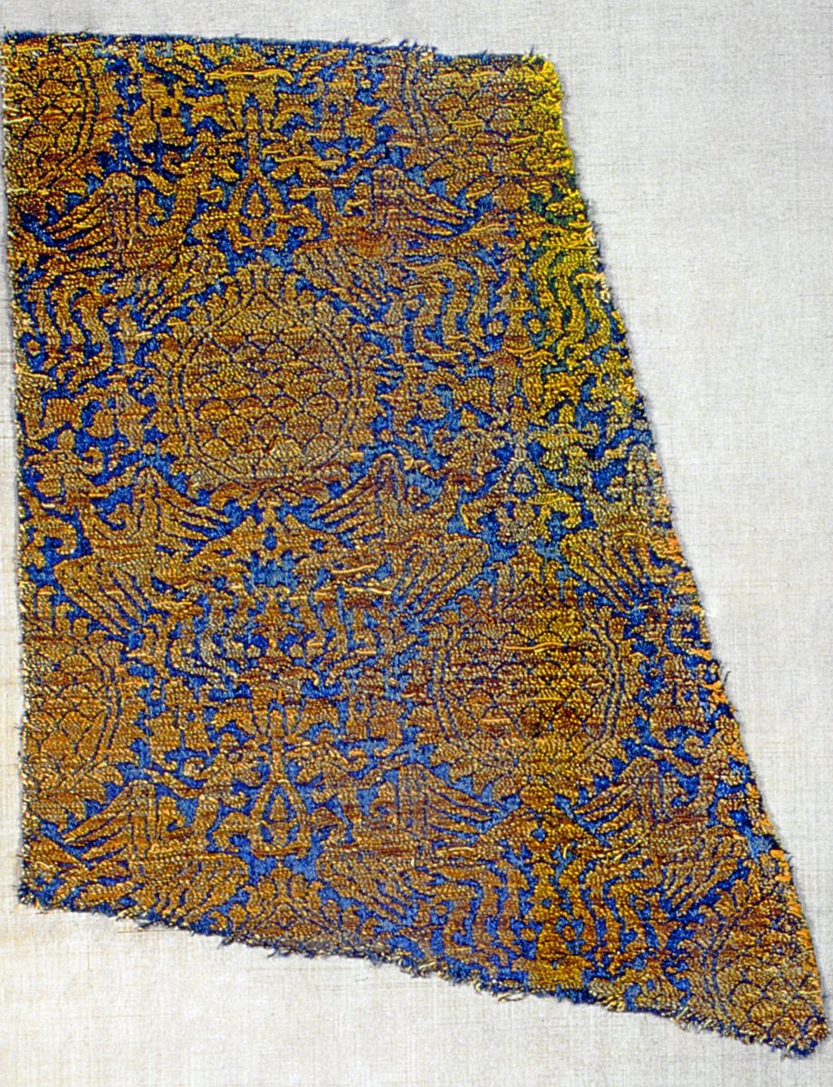 Simli ipek kumaş parçası (Cleveland Museum of Art, nr. 45.14)