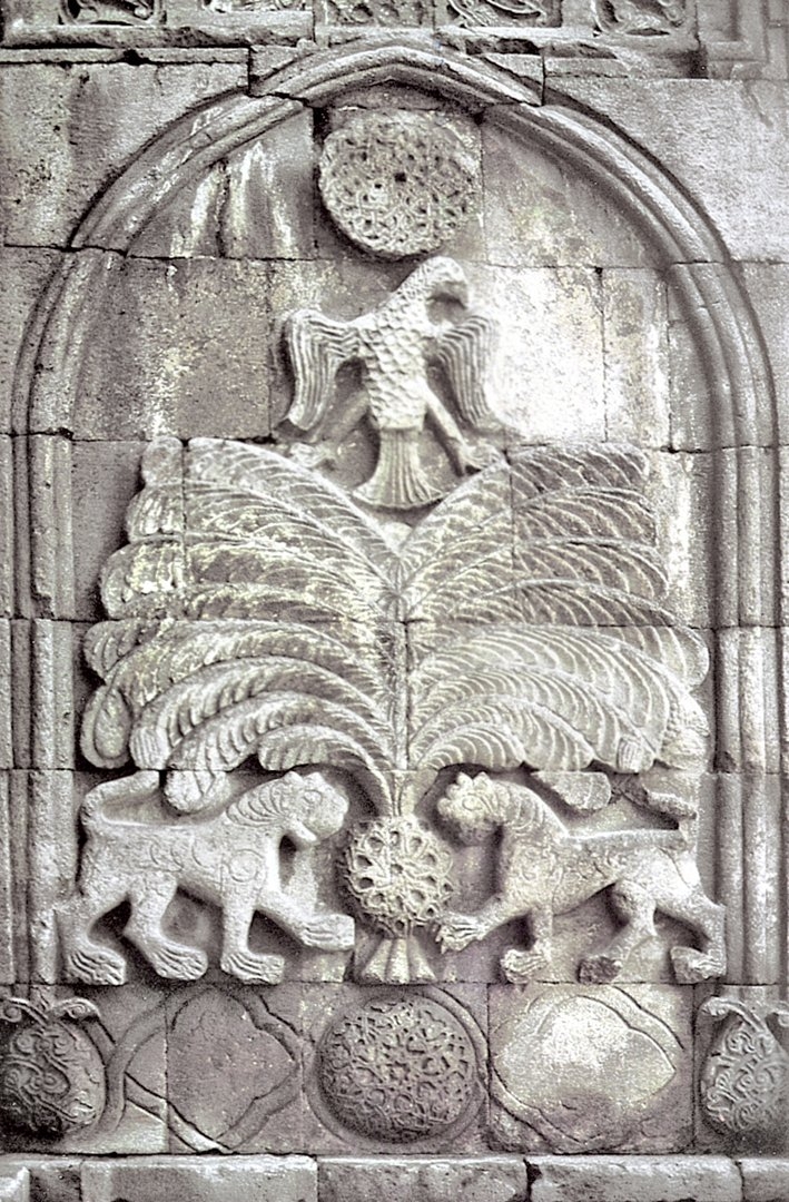 Erzurum Yâkutiye Medresesi’nde taşa oyma pano