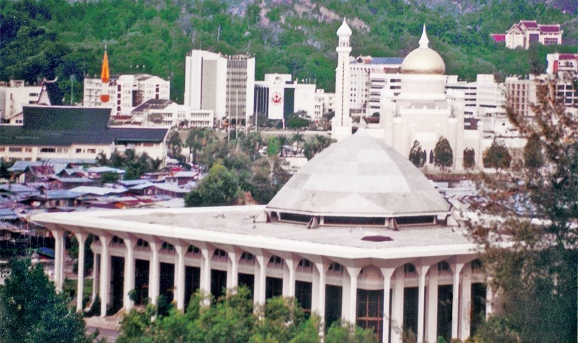 Sultan Ömer Ali Seyfeddin Camii – Bruney