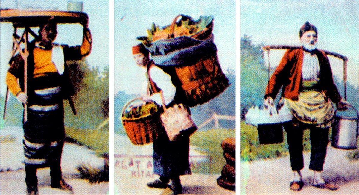 Seyyar satıcılar (İstanbul Belediyesi Atatürk Kitaplığı kartpostal koleksiyonu)