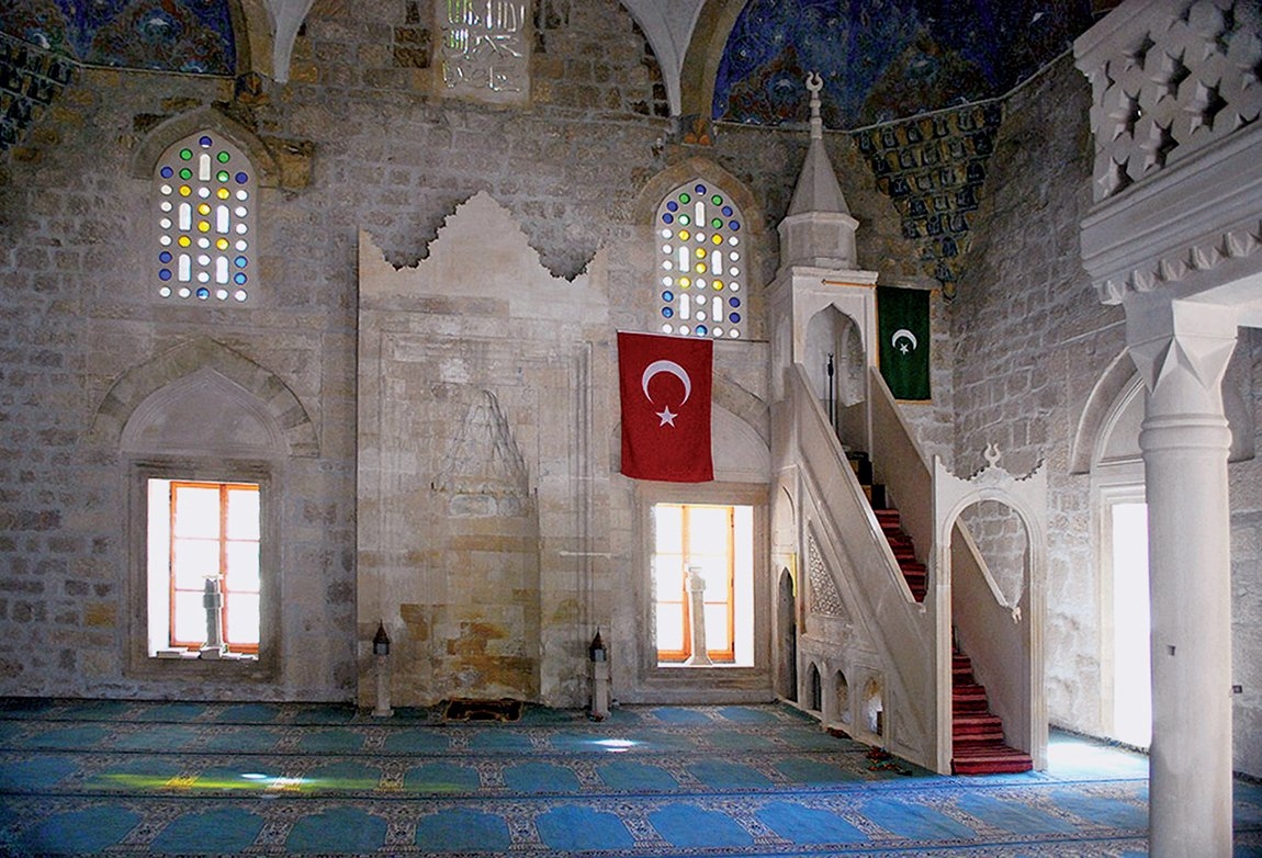 Mûsâ oğlu Hacı Ali tarafından 970 (1562-63) yılında Poçitel’de inşa ettirilen caminin mihrap duvarı