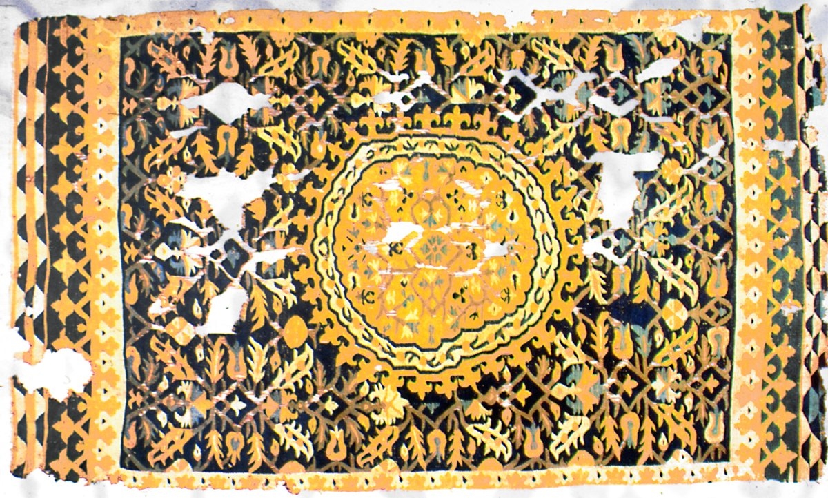XVII. yüzyıla ait bir saray kilimi (İstanbul Vakıflar Halı ve Kilim Müzesi)