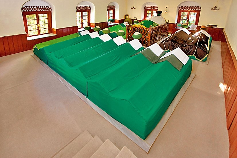 Ümmî Sinan Türbesi’nin içinden bir görünüş