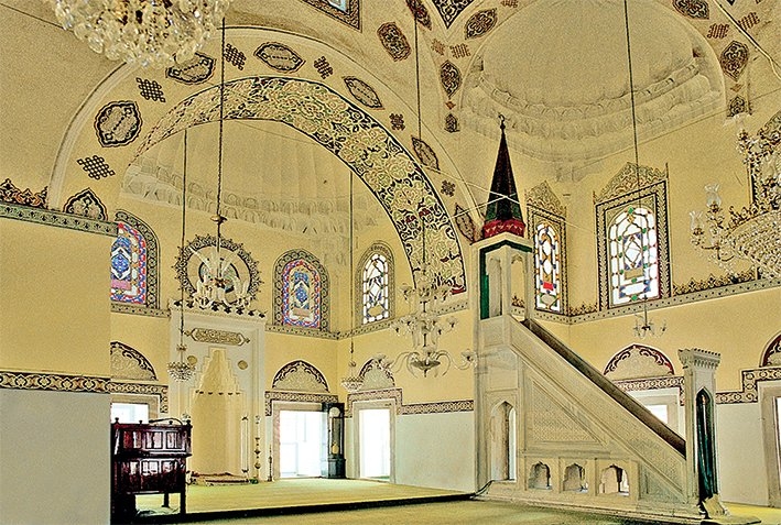 Pîrî Mehmed Paşa Camii’nin harim kısmından bir görünüş