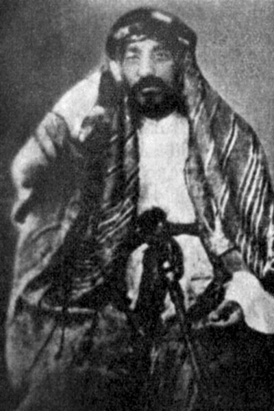 Durakçı Nâfiz Bey Hicaz’da bedevî kıyafetiyle