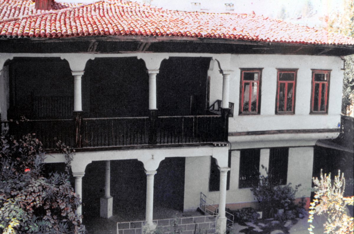 Denizli’de kale içi evlerinden biri