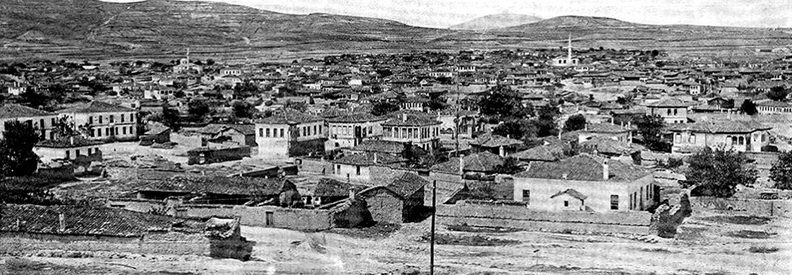 XX. yüzyılın başlarında Tikveş bölgesinin merkezi Kavadarcı’yı gösteren bir fotoğraf