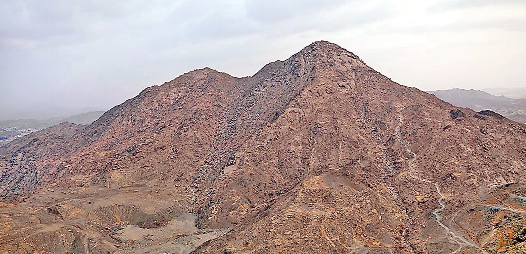 Sevr dağı (Orhan Durgut fotoğraf arşivi)