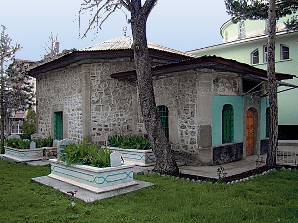 Geredeli Halil Efendi’nin türbesi