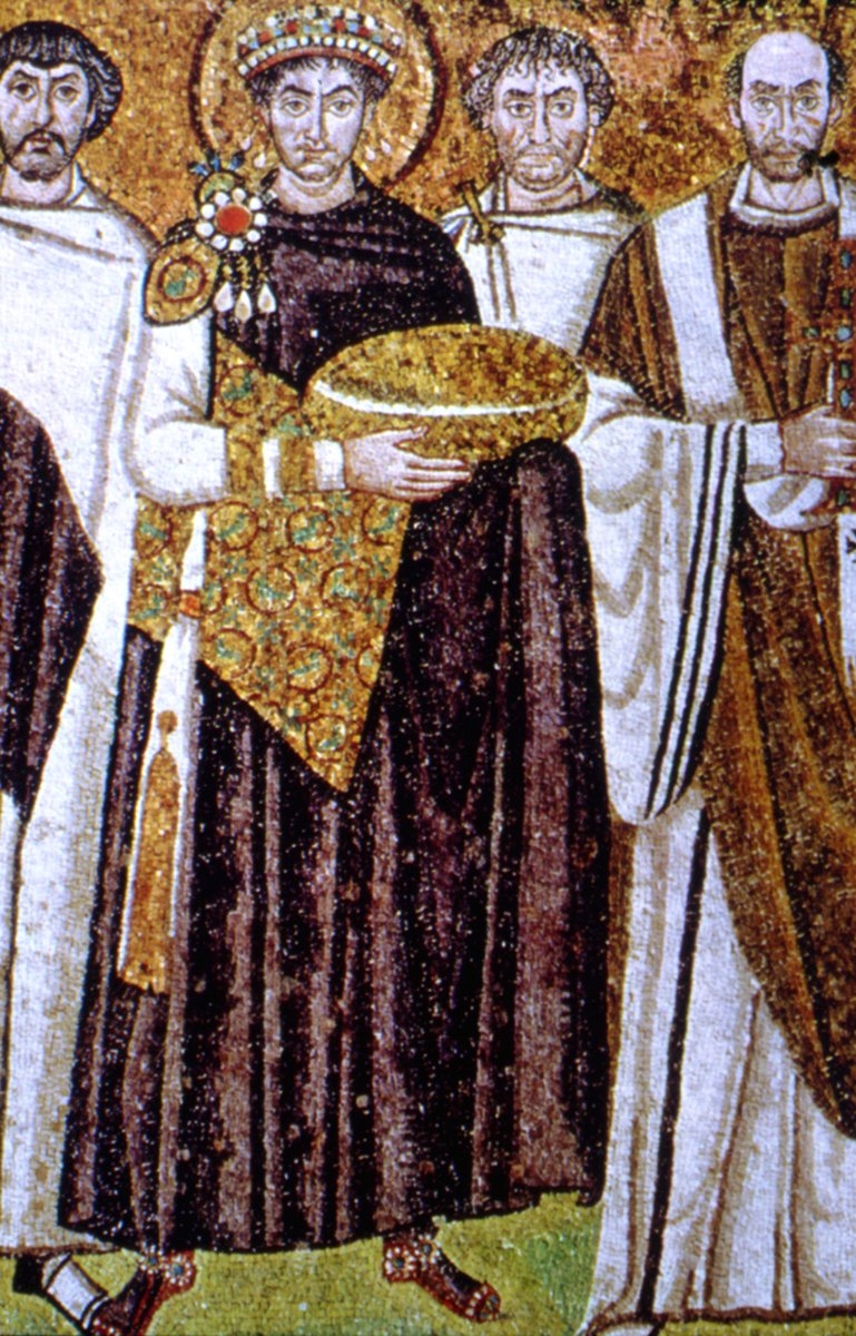 St. Vitale Kilisesi’ndeki mozaiklerden alınan bir detayda İmparator I. Iustinianos – Ravenna/İtalya