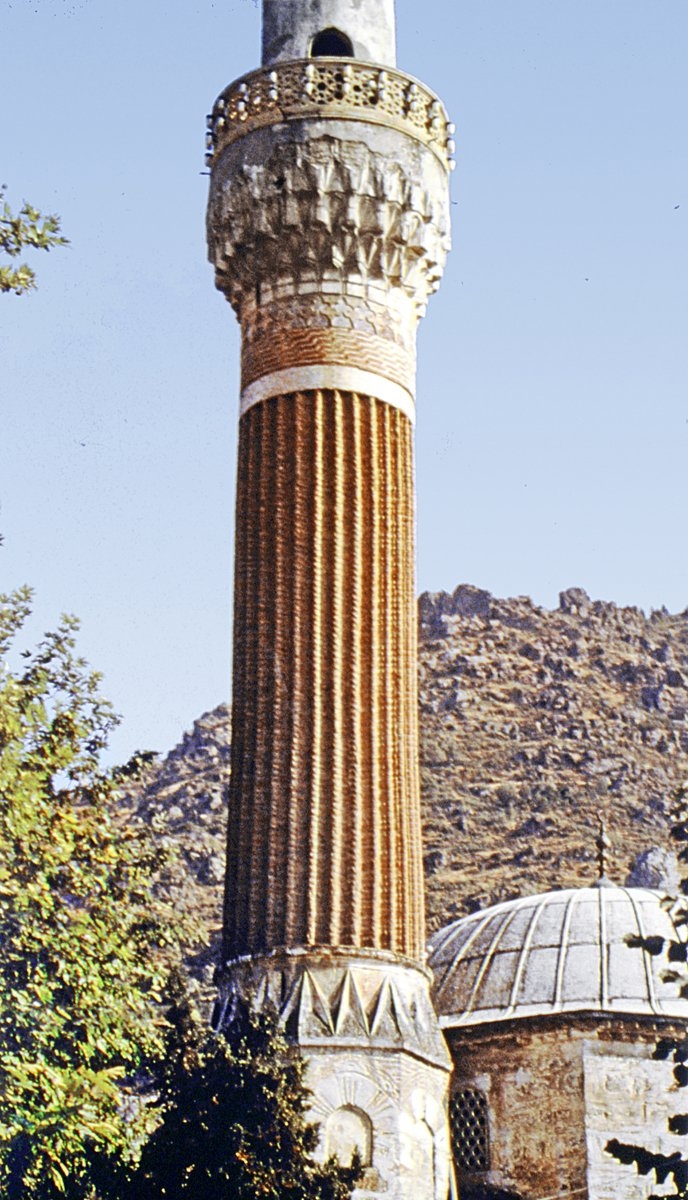 İvaz Paşa Camii’nin minare gövdesi
