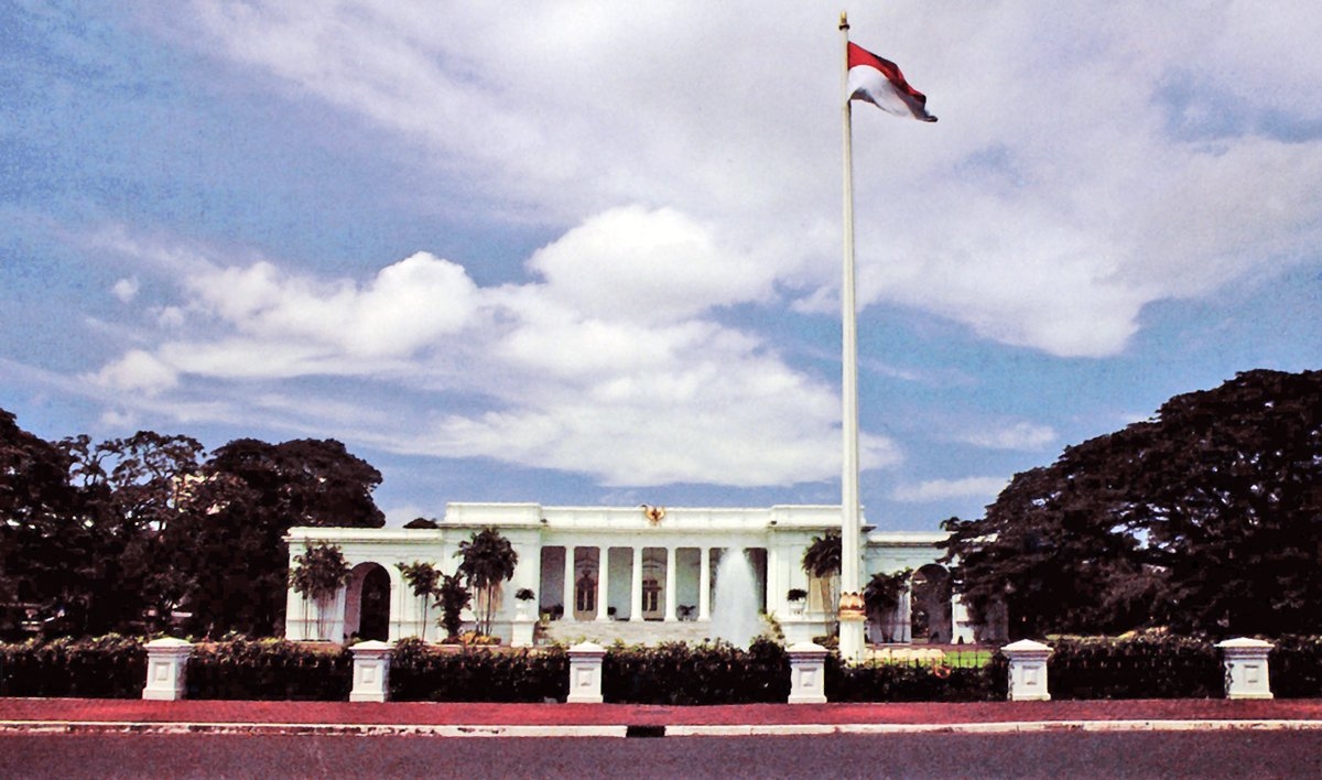 1879 yılında Hollandalılar tarafından yapılan ve bugün cumhurbaşkanlığı köşkü olarak kullanılan Hürriyet Sarayı – Cakarta