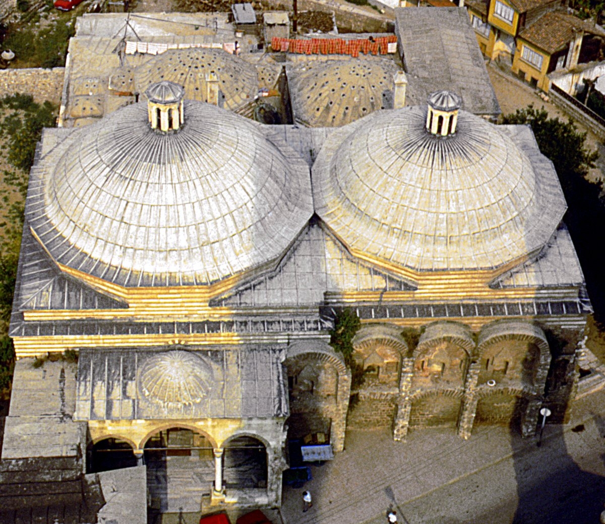 Giriş cephesinde revak bulunan Edirne’deki Sokullu Mehmed Paşa Hamamı