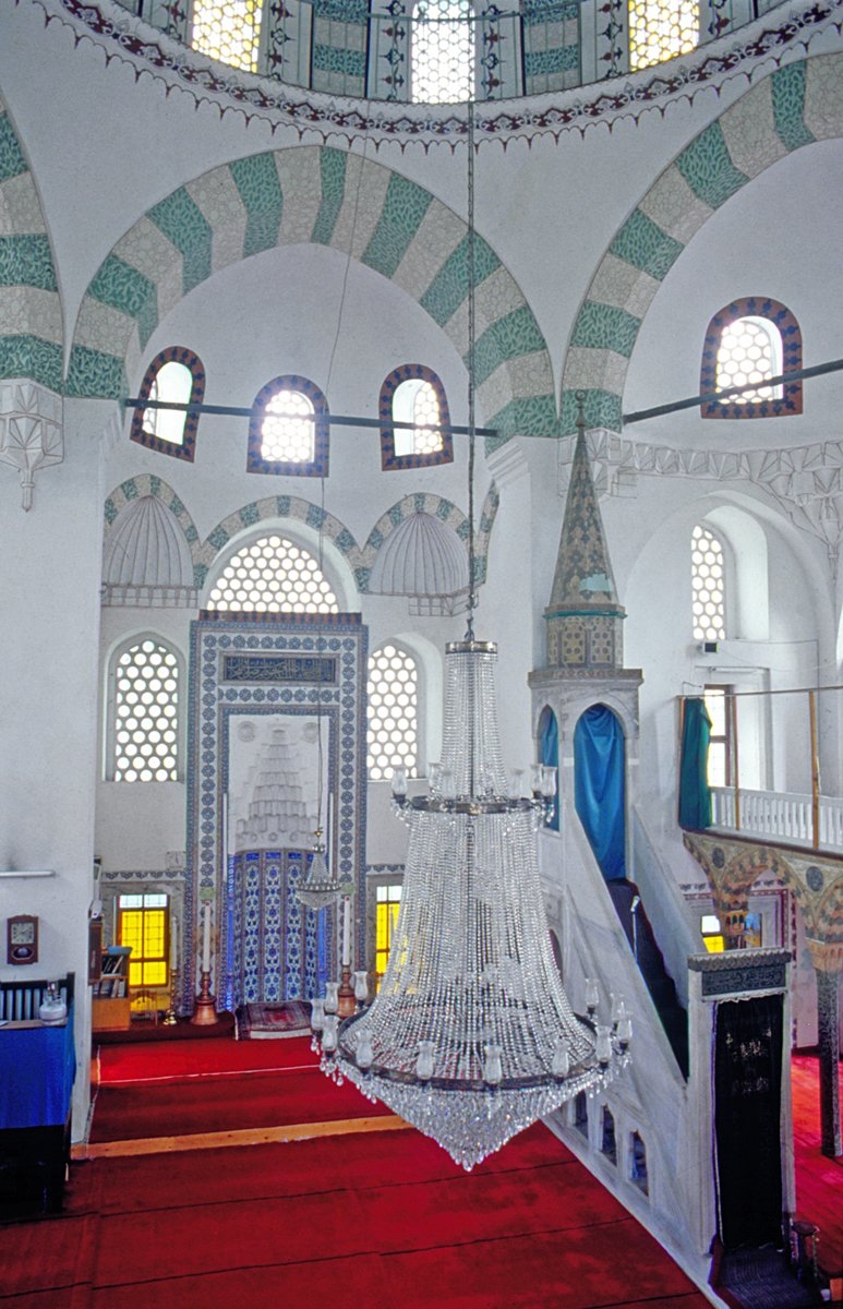 İvaz Efendi Camii’nin içinden bir görünüş