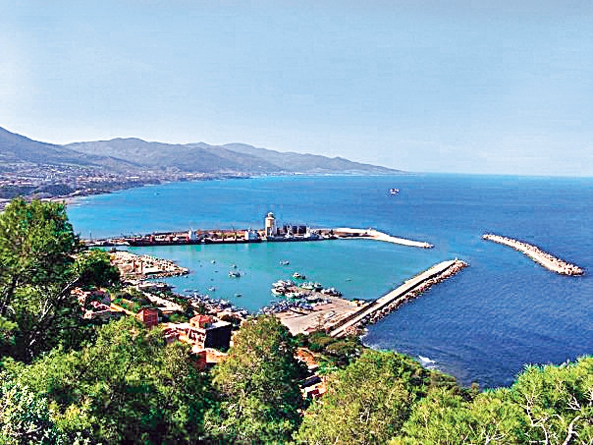 Tenes’ten bir görünüş