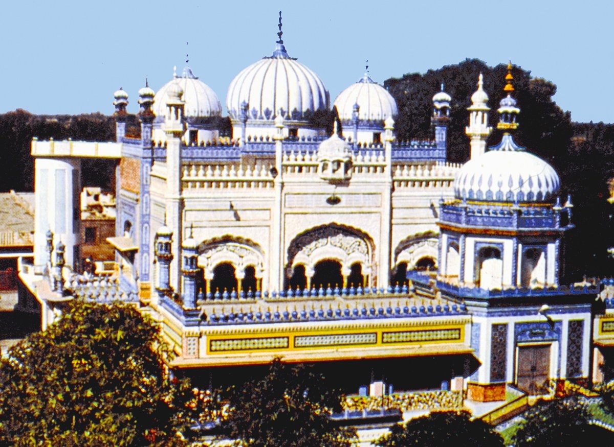 Bong Camii – Pakistan